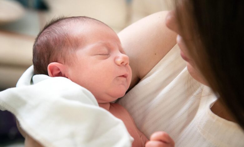 How to Take Care of Newborn Baby in Summer
